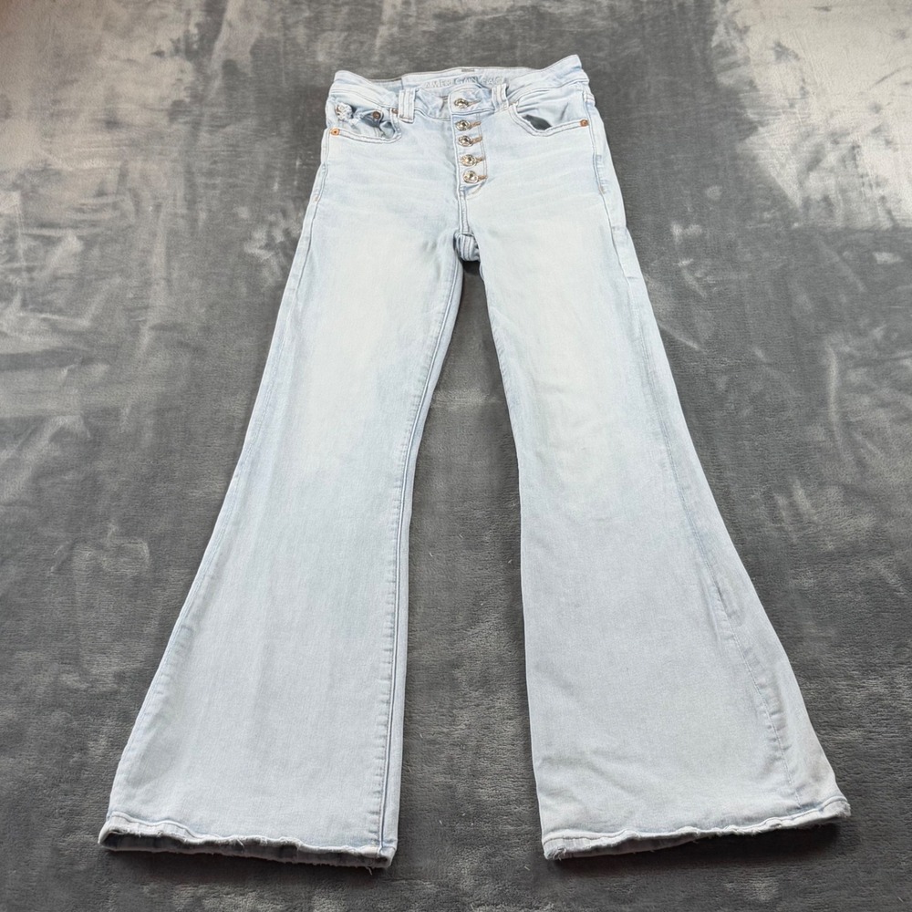 American Eagle Super Hi-Rise Flare Jeans Light Wash Button Fly Size 2 Regular